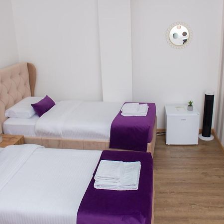 נובי פאזאר Motel Kvele מראה חיצוני תמונה