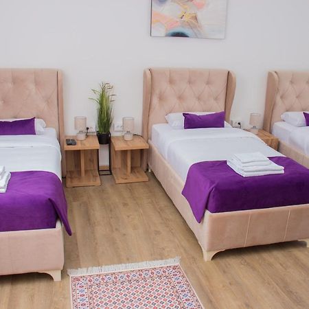נובי פאזאר Motel Kvele מראה חיצוני תמונה