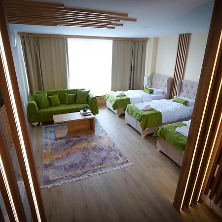 נובי פאזאר Motel Kvele מראה חיצוני תמונה