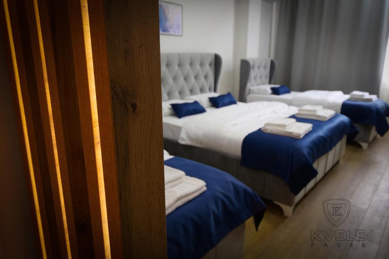 נובי פאזאר Motel Kvele מראה חיצוני תמונה