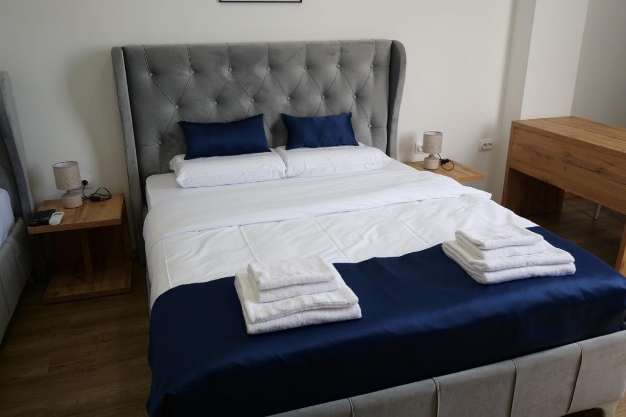 נובי פאזאר Motel Kvele מראה חיצוני תמונה