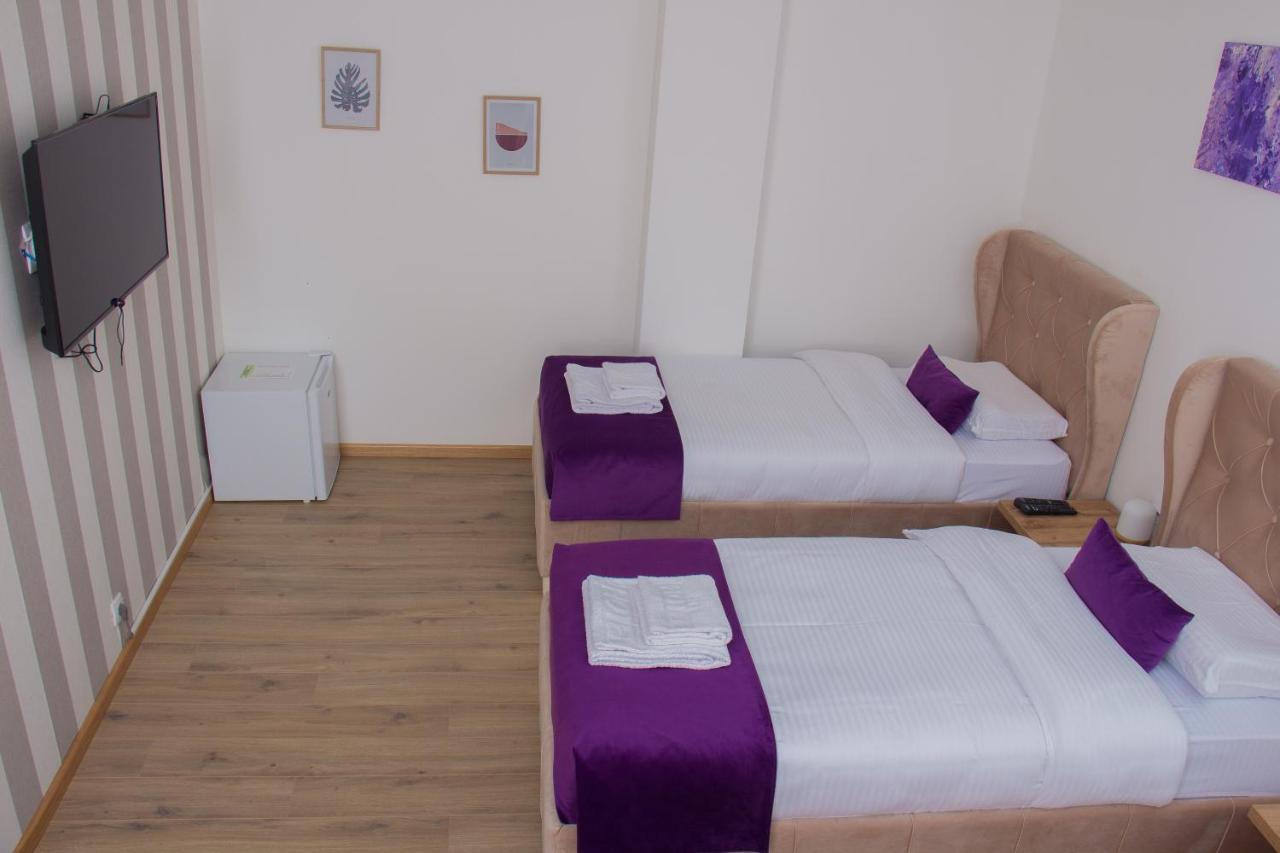 נובי פאזאר Motel Kvele מראה חיצוני תמונה