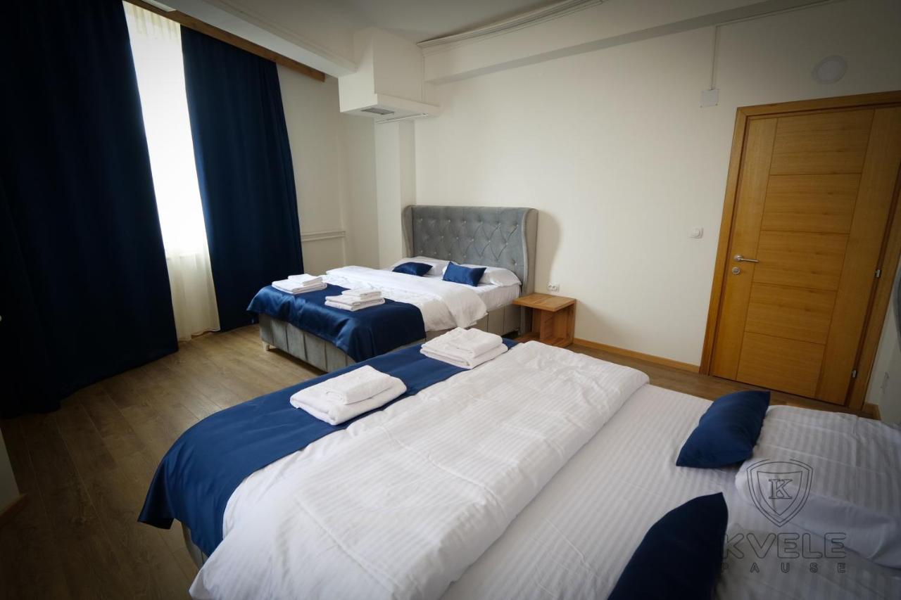 נובי פאזאר Motel Kvele מראה חיצוני תמונה
