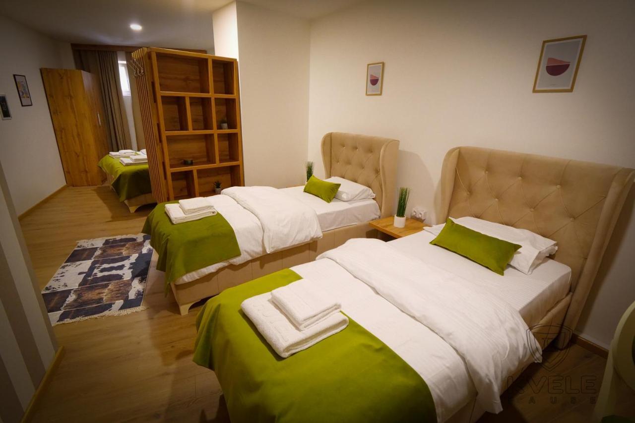 נובי פאזאר Motel Kvele מראה חיצוני תמונה